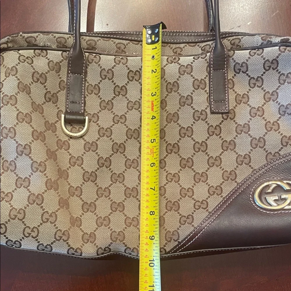 Vintage Gucci Beige and Brown Monogram Shoulder Bag - Picture 13 of 15